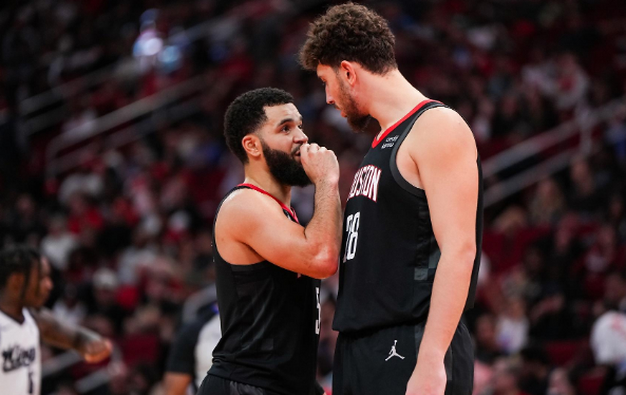 ewc网站 -包含休斯敦火箭赛前豪取连胜;志在NBA总决赛名次提升;质疑声仍在;身体对抗强度拉满的词条