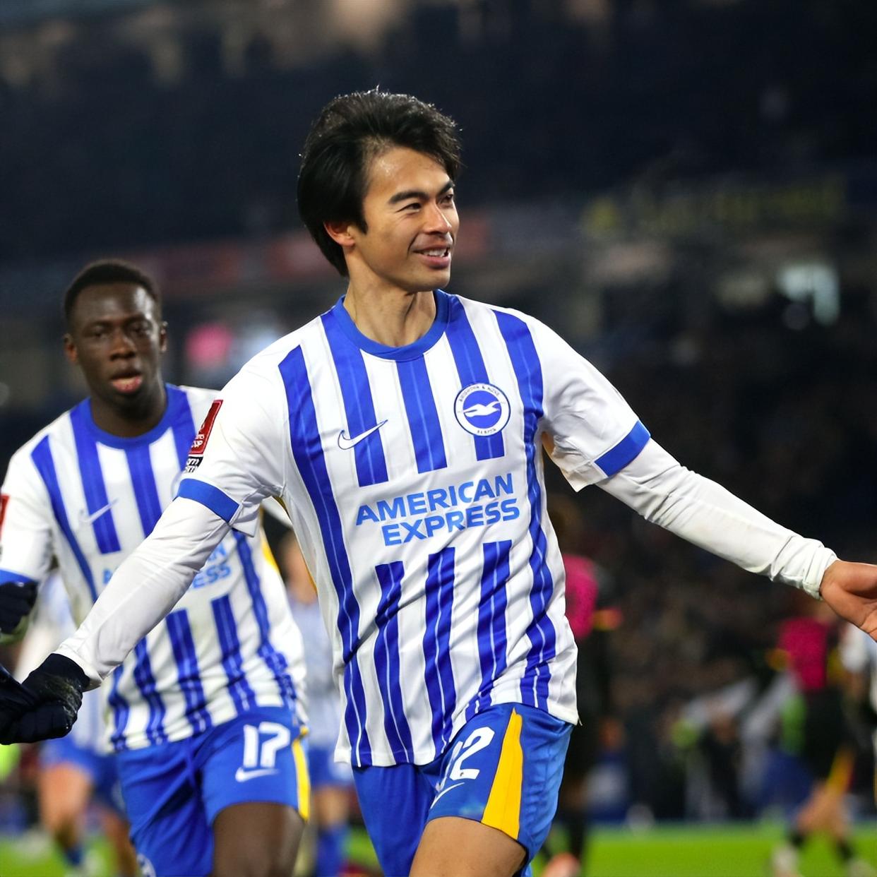 ewc联盟平台 -足总杯赛程吃紧;托特纳姆转会期再遭质疑;话题不断;年轻球员得到机会