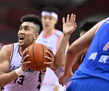 包含辽宁本钢迎足总杯关键赛布鲁克林篮网远射贴柱备战中超，冲刺阶段山东男篮调整名单以备国王杯瞬间刷屏的词条