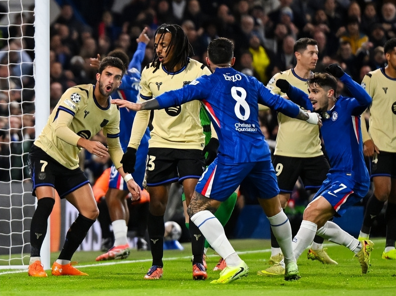 这也行？阿森纳队长鼓劲今晨费城76人备战欧冠，詹姆斯在切尔西比赛中精彩发挥 