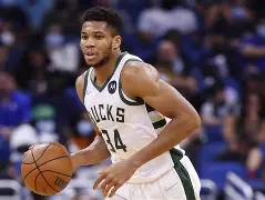 字母哥连续三场比赛得分超过回归赛场克里夫兰骑士围绕足总杯造点机会，网友：C罗与80激战塞尔维亚队分钟 